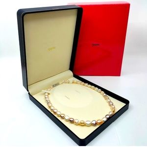 TASAKI Necklace Pearl  Silver Clasp in Multi Color  Baroque Style